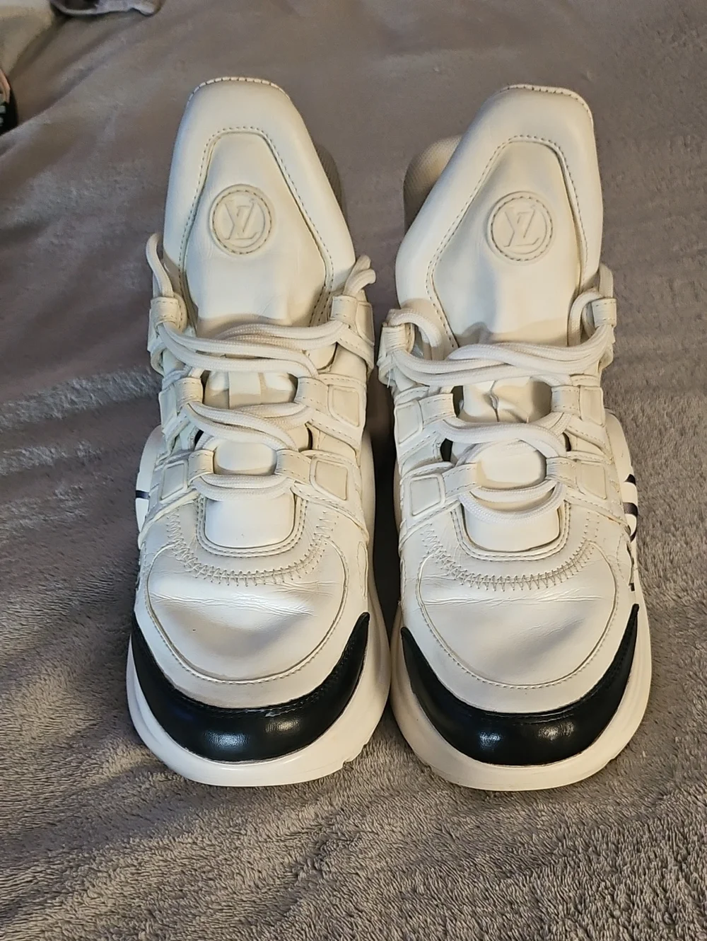 LOUIS VUITTON Archlight Chunky White Sneakers - 37